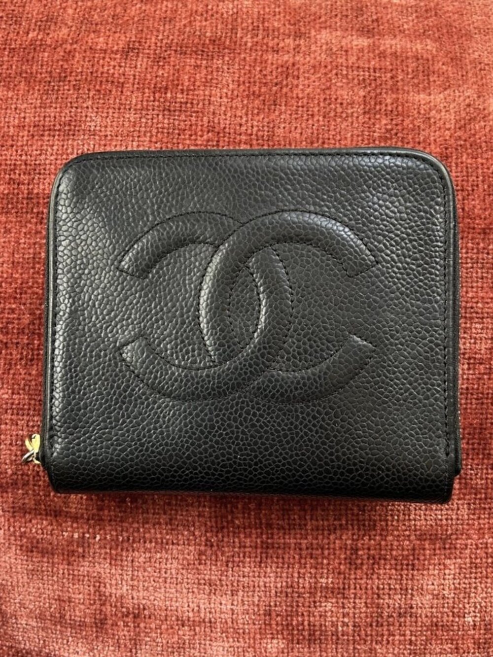 CHANEL Small Caviar Zip Wallet, Black